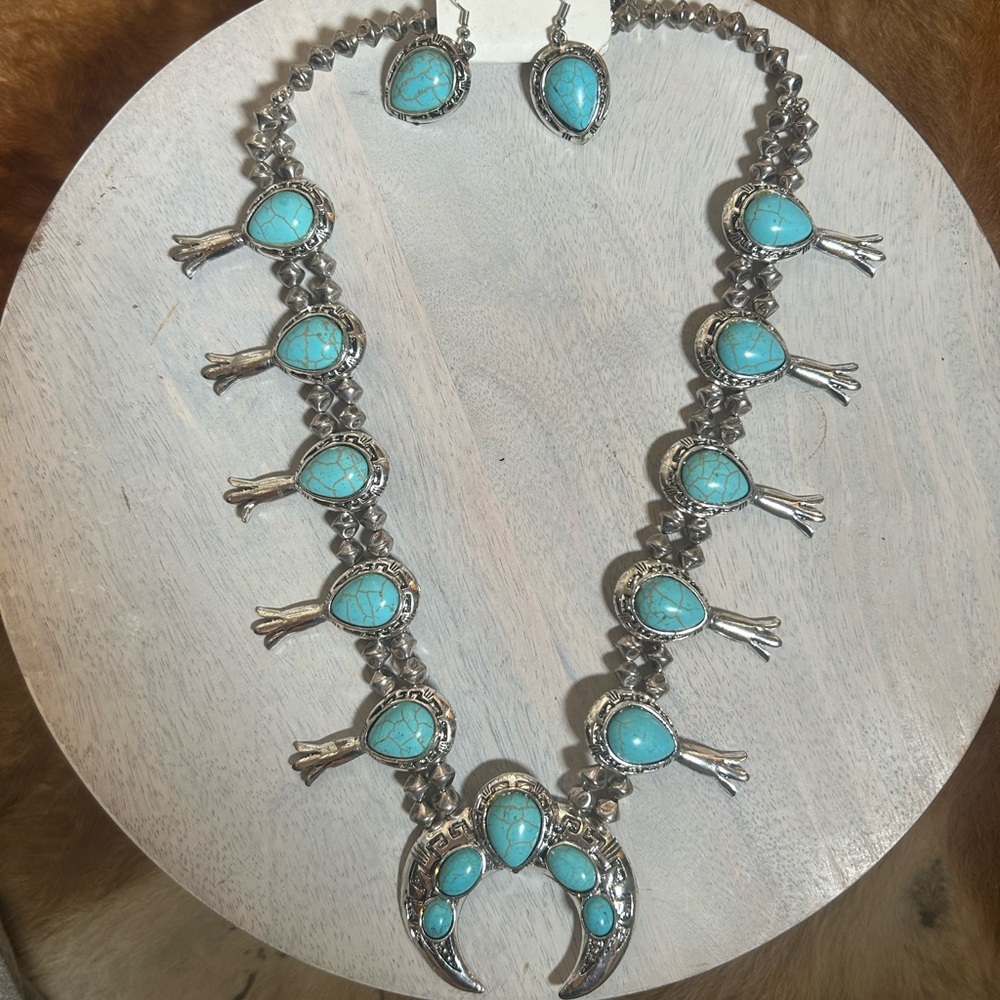 Turquoise Silver Necklace